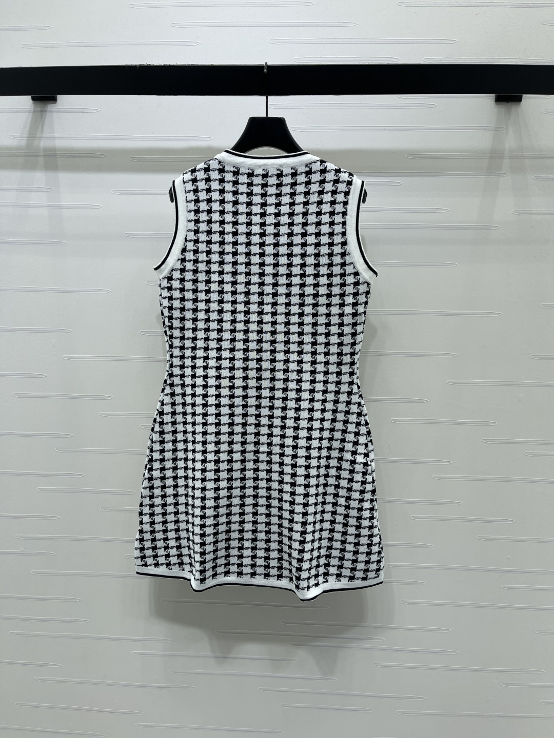 skirts and dresses woman